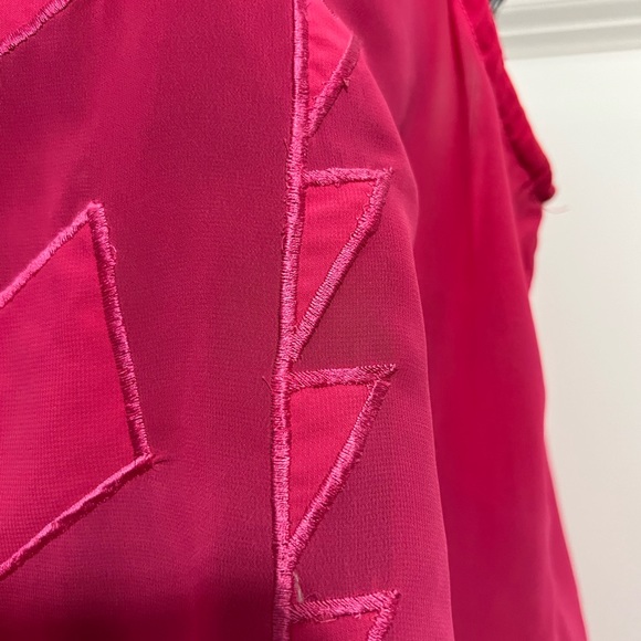 FUN & FLIRT SHEER FUCHSIA TOP - Picture 4 of 5
